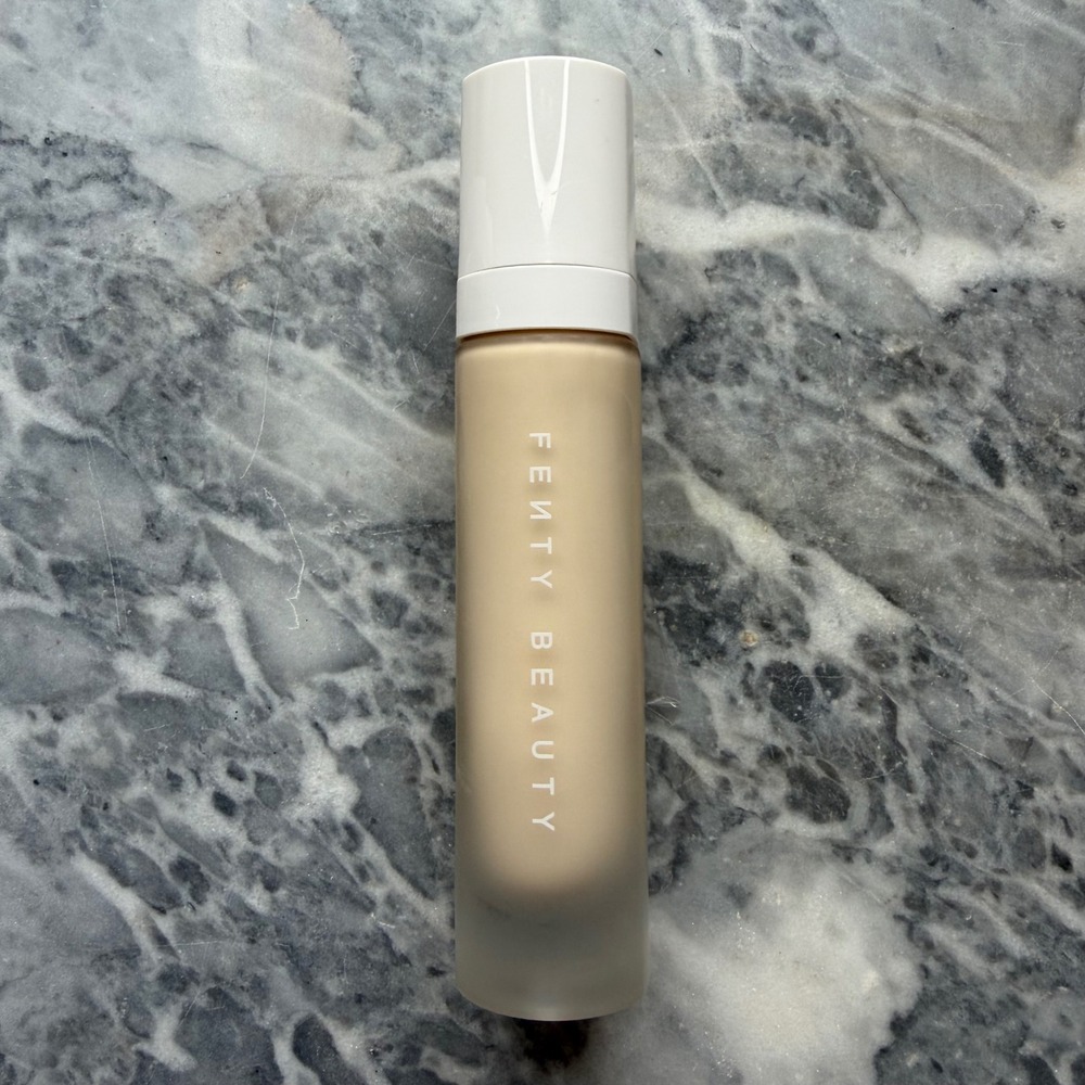 Fenty Beauty Pro Filt'r Soft Matte Longwear Foundation 105